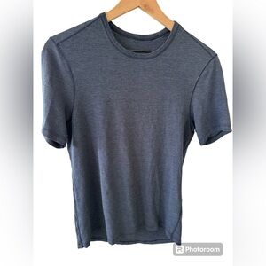 Lululemon Men’s Athletic Tee